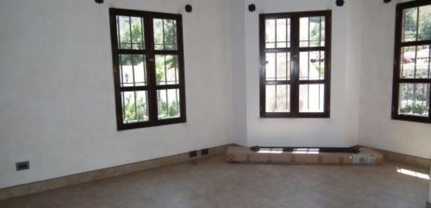 SCB217 – Casa en renta 2 habitaciones sin muebles