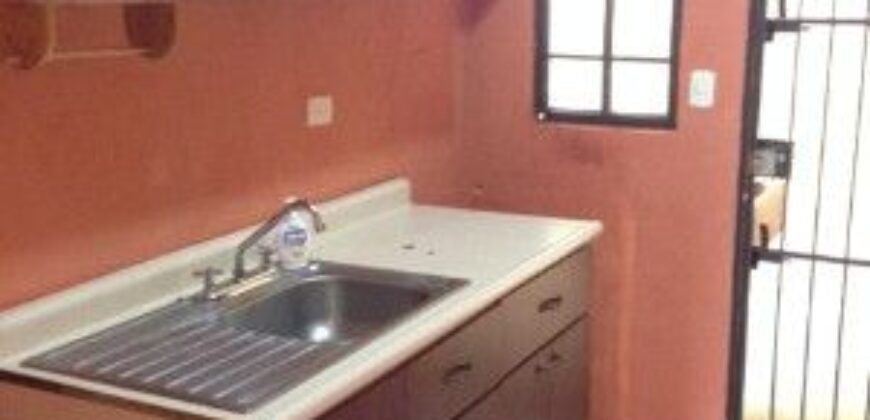 I230 – Casa 3 dormitorios sin muebles