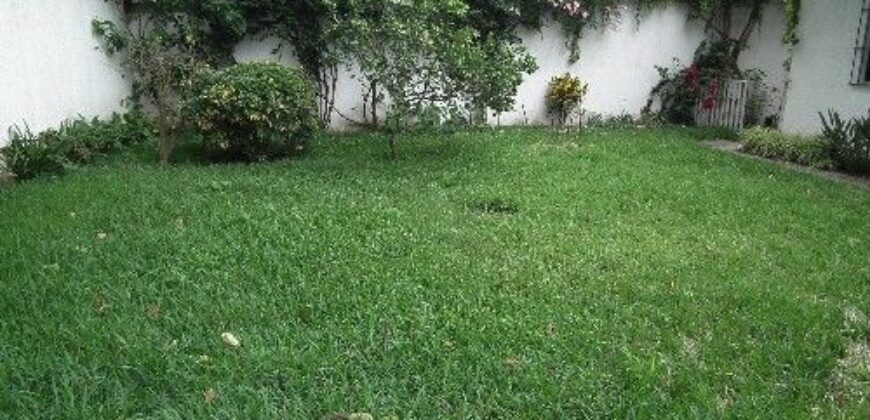 H281 – Casa en renta con 3 dormitorios sin muebles