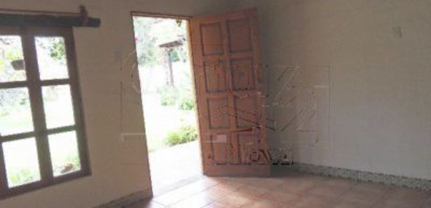 H272 – Casa En Renta 4 dormitorios Sin Muebles