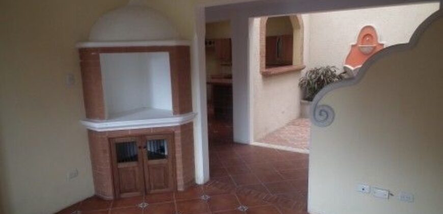 H267 – Casa en renta 3 habitaciones sin muebles