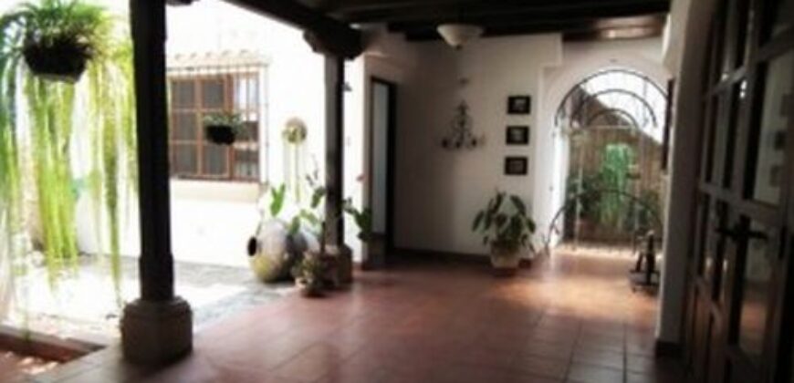 H258 – Casa En Renta 3 Habitaciones Sin Muebles