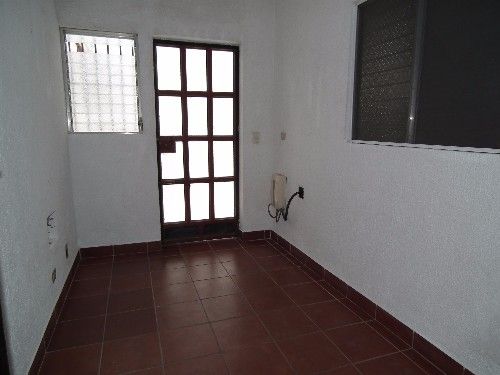 H250 – House For Rent 2 Bedrooms Unfurnished