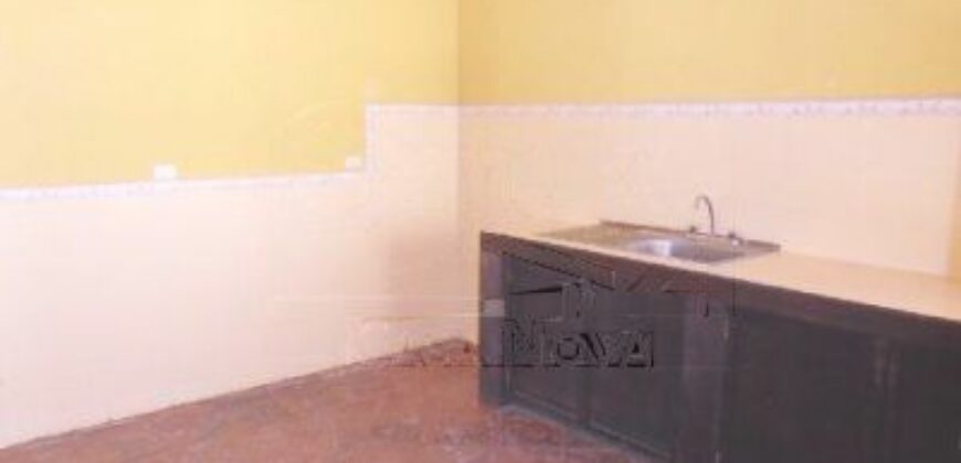 G233 – Casa En Renta 4 Habitaciones Sin Muebles