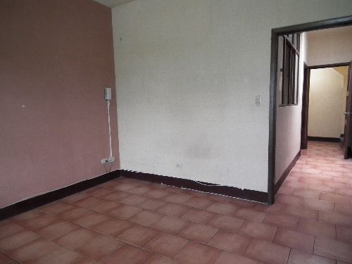F236 – Apartment For Rent 2 Bedrooms Unfurnished