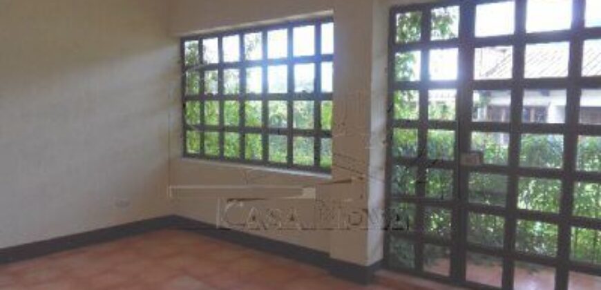 F235 – Local en renta