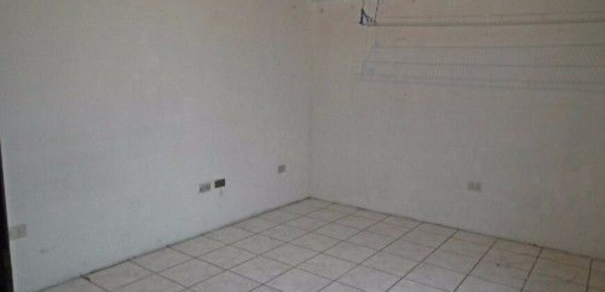 E206 – Casa en renta 3 habitaciones sin muebles