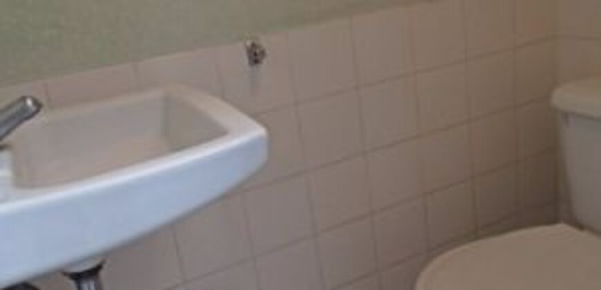 E206 – Casa en renta 3 habitaciones sin muebles