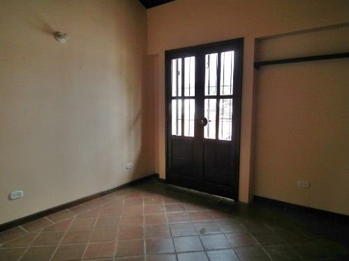 D255 – 4 bedrooms house for rent