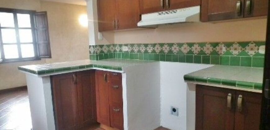 D255 – Casa en renta 4 habitaciones sin muebles