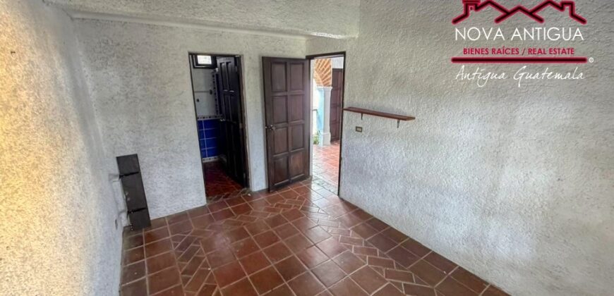 F306 – Unfurnished, 3 bedroom home