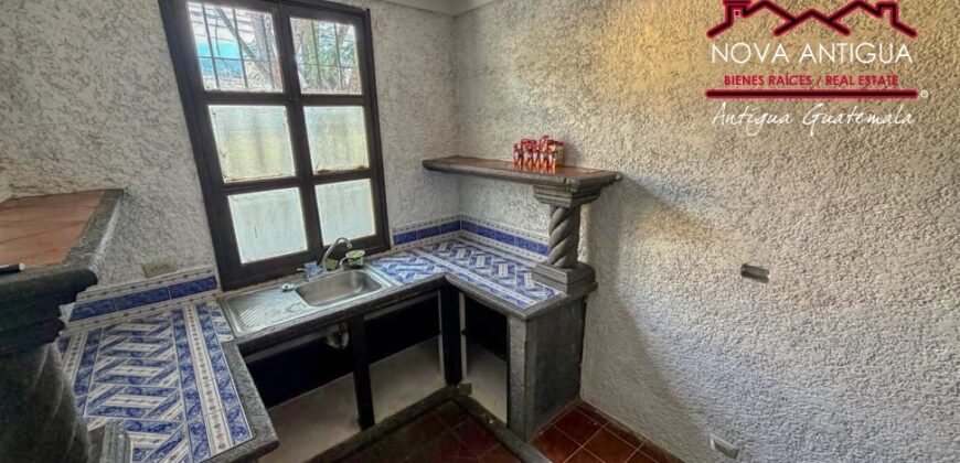 F306 – Unfurnished, 3 bedroom home