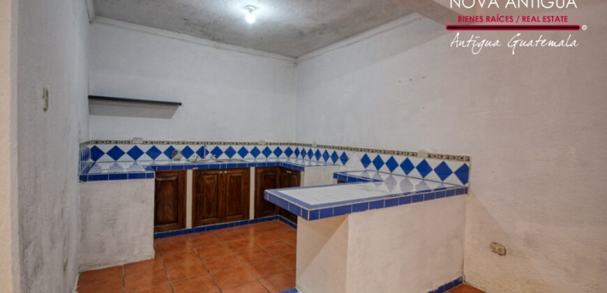 F277 – Casa en renta 3 habitaciones sin muebles