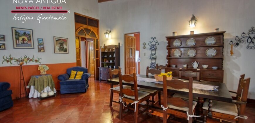 H259 – Casa dentro de area Residencial con 3 dormitorios