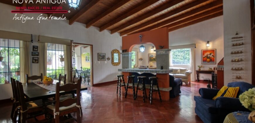 H259 – House inside of secure Residential with 3 bedrooms