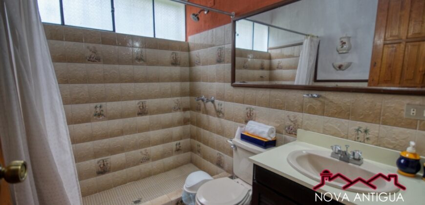 H259 – House inside of secure Residential with 3 bedrooms