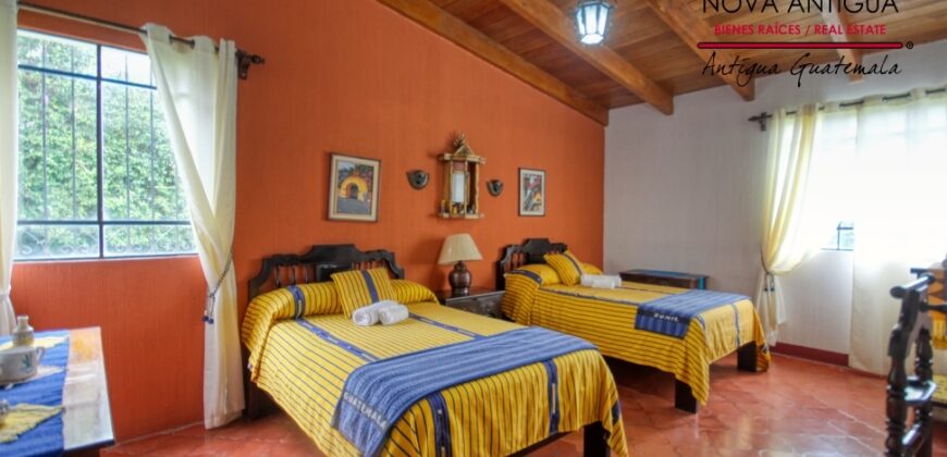 H259 – House inside of secure Residential with 3 bedrooms