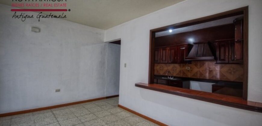 J243 – 3 bedroom apartment unfurnished