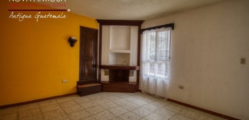 J243 – 3 bedroom apartment unfurnished