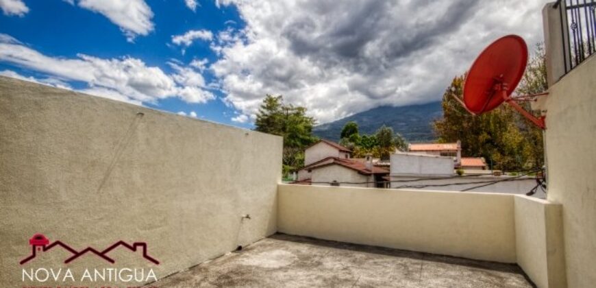 J243 – 3 bedroom apartment unfurnished