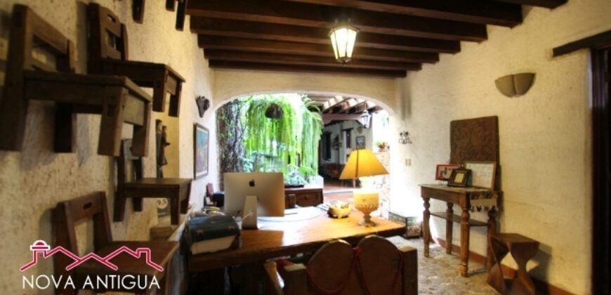 A78 – 4 bedroom colonial home fully furnished and equipped in the heart of Antigua