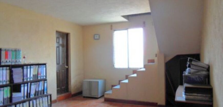 T105 – Apartment for rent unfurnished in a second floor