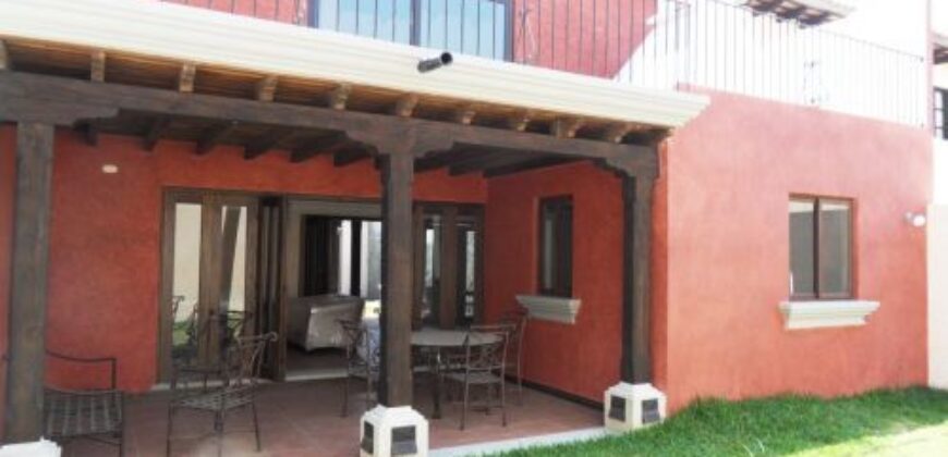 A665 – Casa en renta  Corto Plazo