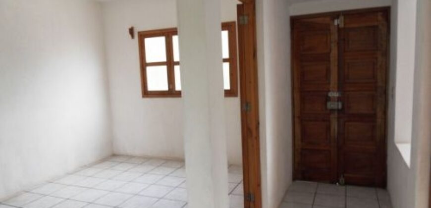 SCB218 – Casa en renta en Santa Catarina Bobadilla