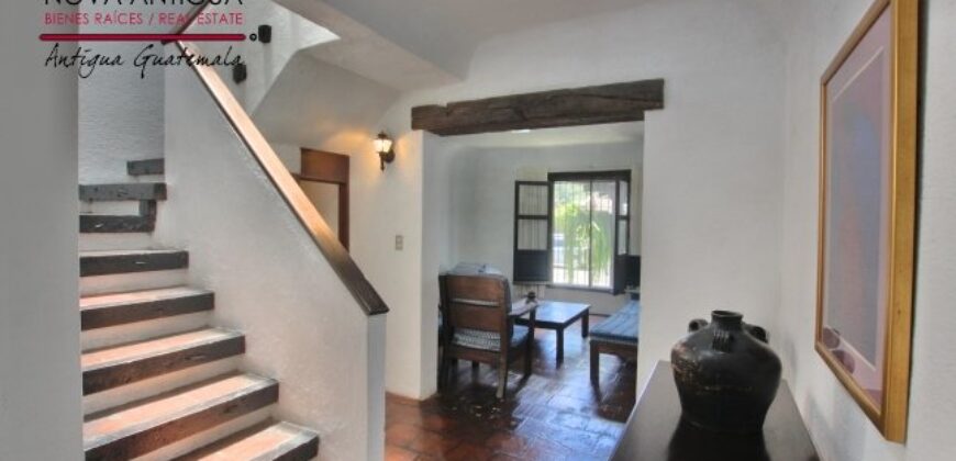 A521 – Apartment For Rent 2 Bedrooms Furnished