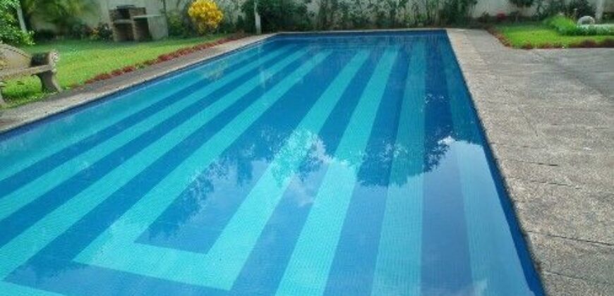 A523 – Casa En Renta 3 Habitaciones Semi – Amueblada