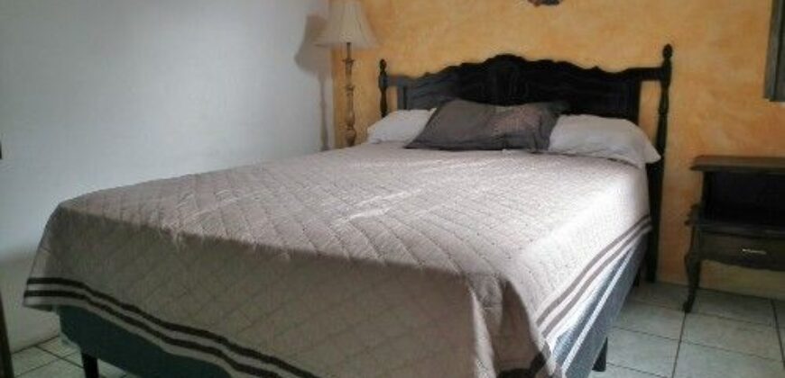 A523 – Casa En Renta 3 Habitaciones Semi – Amueblada