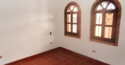 A573 – House for rent 2 blocks from Central Park, unfurnished