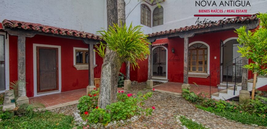 G244 – 2 bedrooms apartment unfurnished