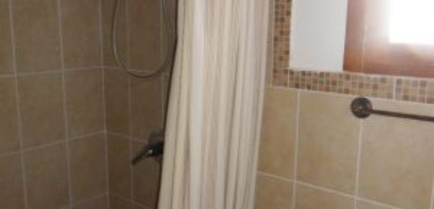 A582 – Apartamento en renta 2 dormitorios sin muebles