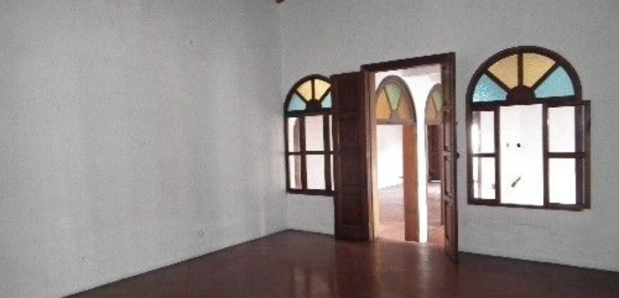 A580 – Retail space for rent