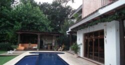D263 – Exclusive house furnished and equipped with swimming pool for rent