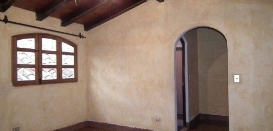 A656 – Ideal Property for rent ideal for Hotel, at half block from Central Park