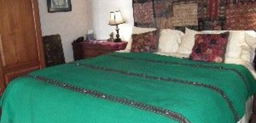 A845 – Hermosa casa colonial a distancia caminable del parque central