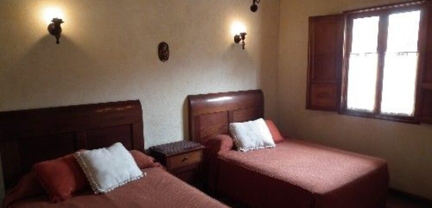 A766 – 3 bedrooms hosue for rent furnished