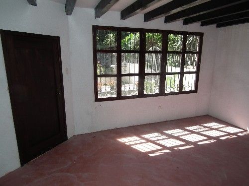SI204 – Unfurnished house located at San Juan Gascon