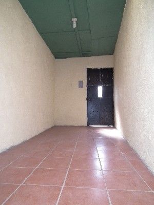 I234 – Casita sencilla 2 habitaciones sin muebles