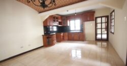 F294 – 5 bedroom house unfurnished