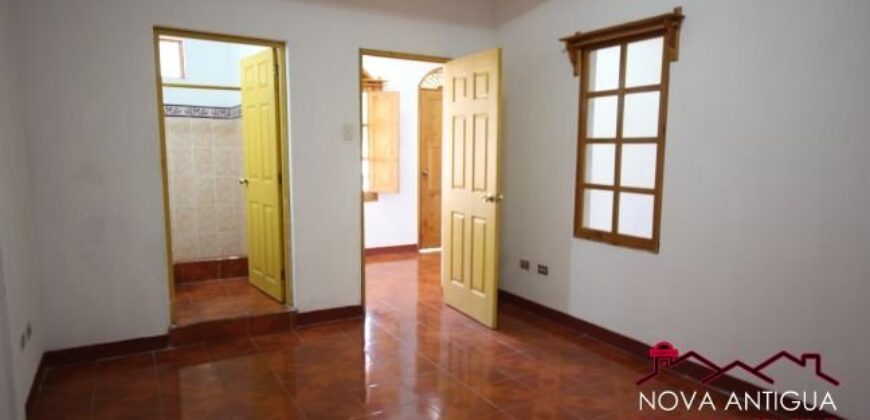 F300 – Apartamento 1 habitación sin muebles en primer nivel