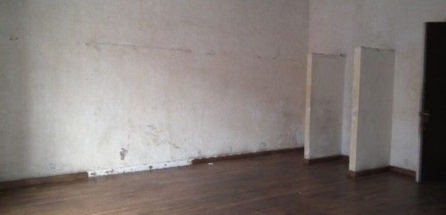 A3029 – Local comercial centrico