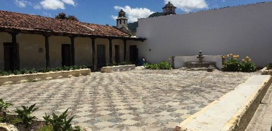 A1014 – Unique colonial property from the 16th. Century in the heart of Antigua