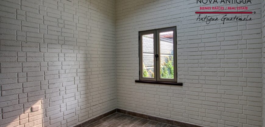 H282 – Casa 3 habitaciones sin muebles