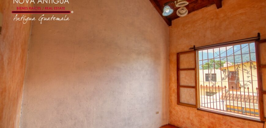 F232 – Casa 3 habitaciones sin muebles