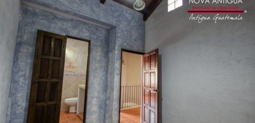 F232 – 3 bedrooms hosue for rent  unfurnished