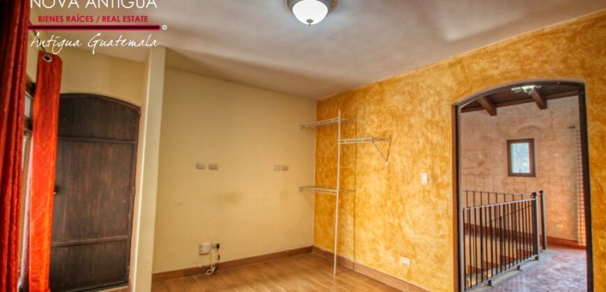 D241 – 2 bedroom house for rent