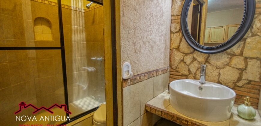 D241 – 2 bedroom house for rent